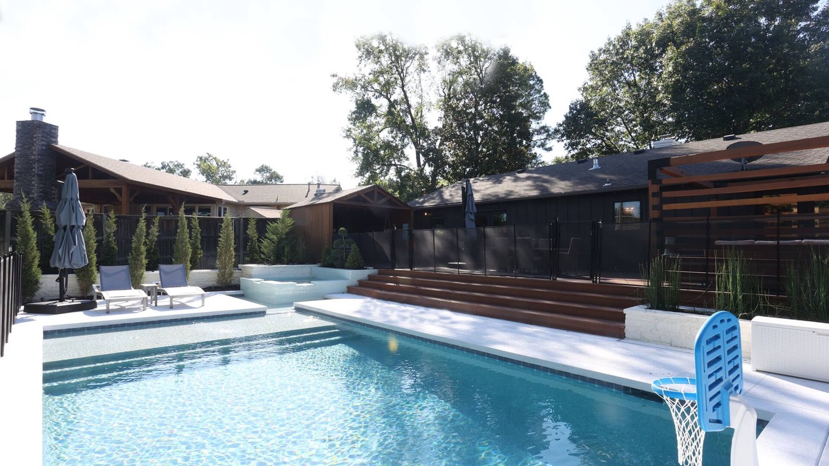 Tulsa House | Storied Cottage w/pool & hot tub