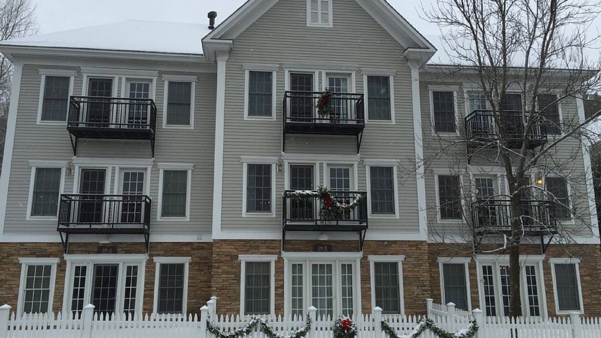 Stowe Village Historic District House | Stowe Village Hideaway ™- Your Winter Wonderland in Vermont