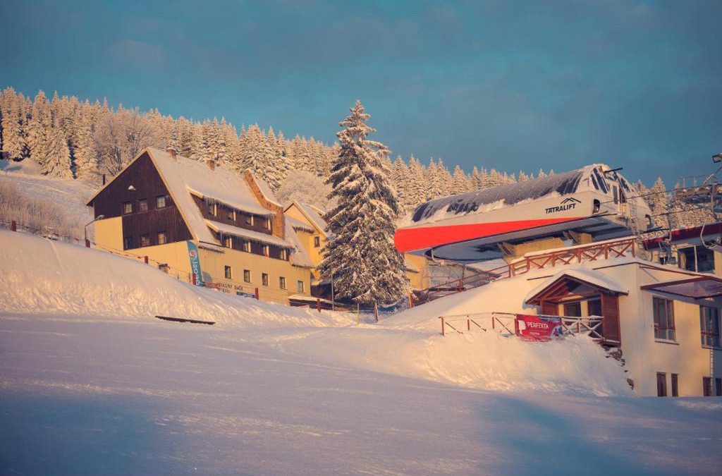 Zieleniec Resort | Straszny Dwór
