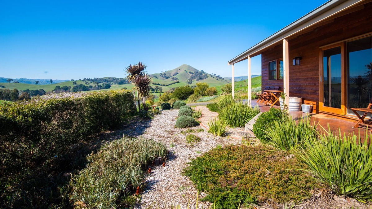 Strath Creek Cottage | Strath Valley View Cottage
