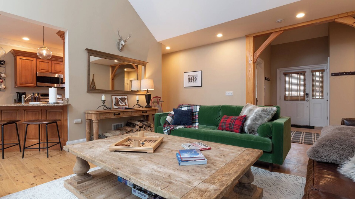 Wardsboro House | Stratton + Mt. Snow family getaway with Hot Tub, Fire Pit, Game Room, and AC!
