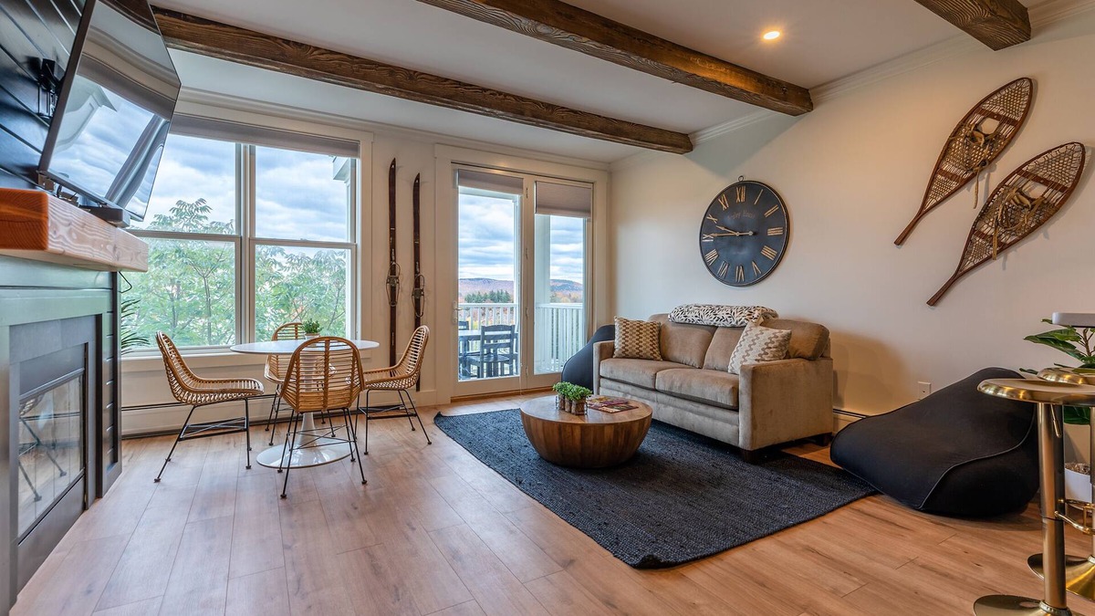 Stratton Mountain Condo | Stratton Mtn Studio | Renovated | Walk to Lifts
