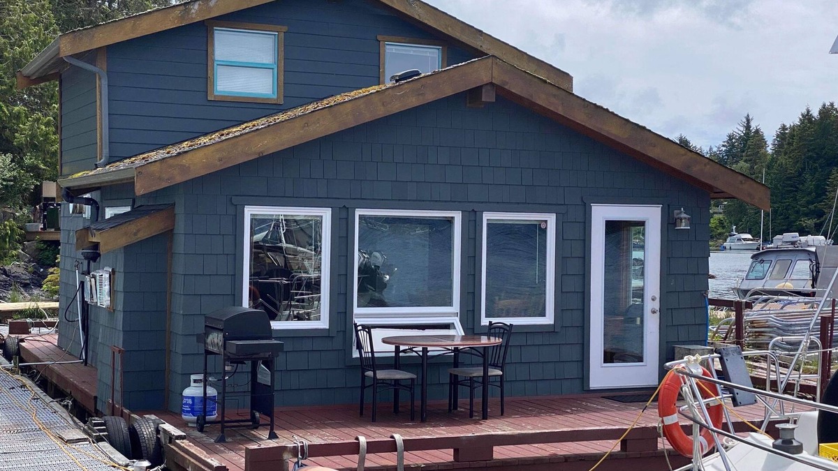 Tofino Cabin | Strawberry Island Resort Floating Cabin Rentals .