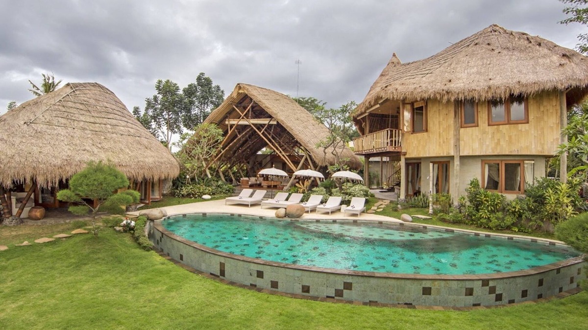 Singakerta Villa | Stream & Rice Fields View 5BR Villa, Ubus - W/Daily House Keeping!