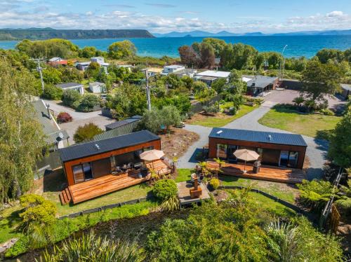 Waitahanui House | Streamside Fern Cabin - Waitahanui, Taupo