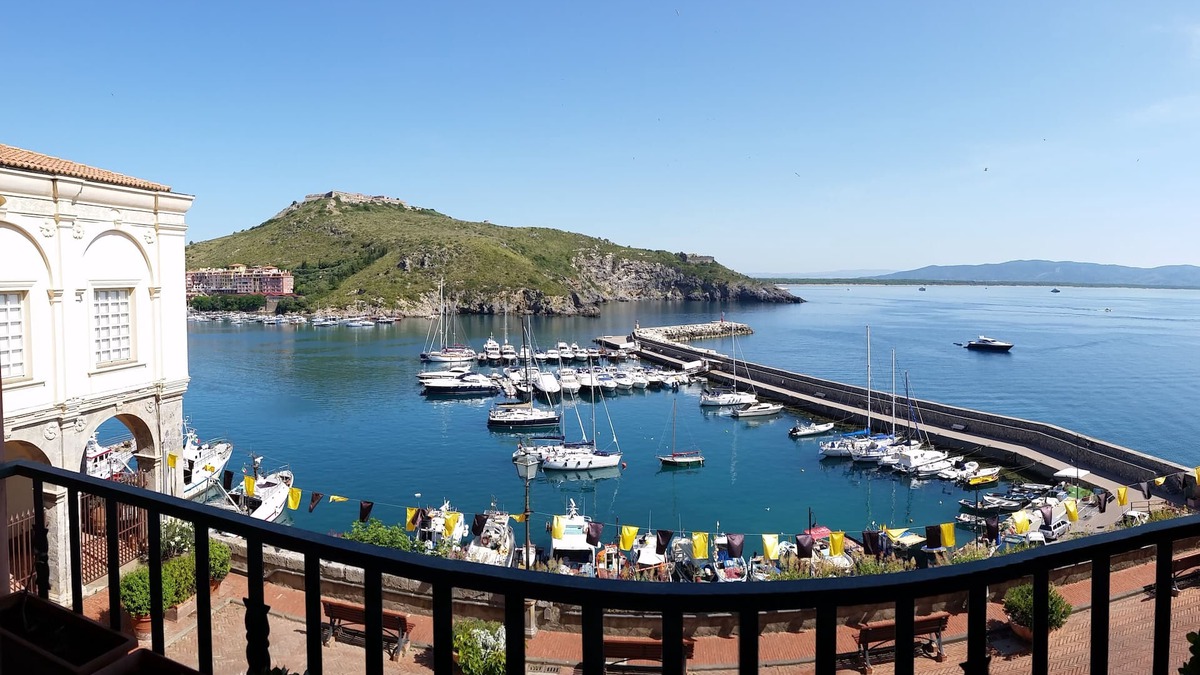 Porto Ercole Apartment | STREPTIOUS SEA VIEW IN THE TOWN OF PORTO ERCOLE parking space
