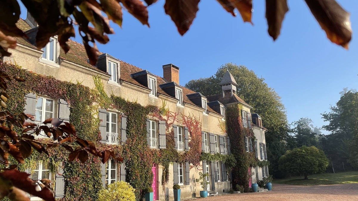 Saint-Sulpice-le-Gueretois Other | Stunning Private Castle with heated pool and events space sleeps 21