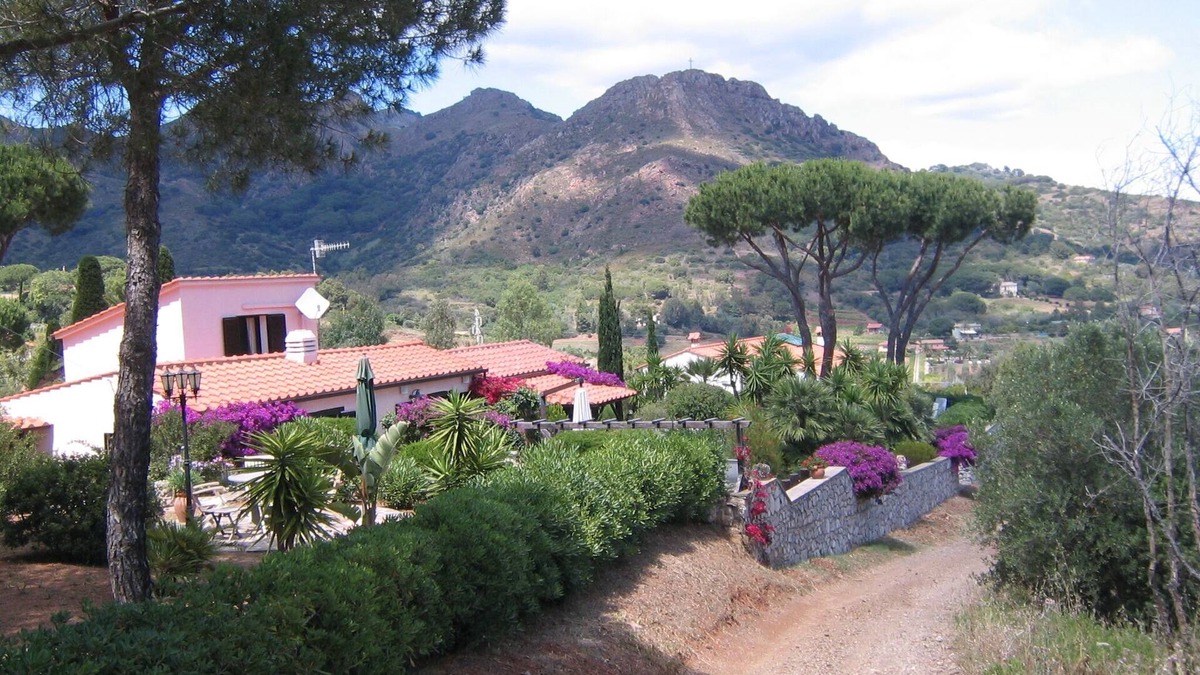 Porto Azzurro Apartment | Studio/Apartment B in the country house/Porto Azzurro