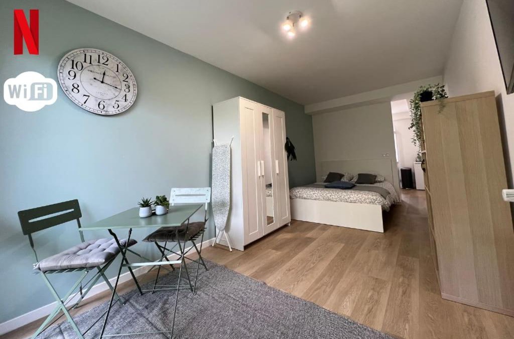Larris-Maradas-Palette-Bocages Apartment | Studio à 550m de la gare (RER A)