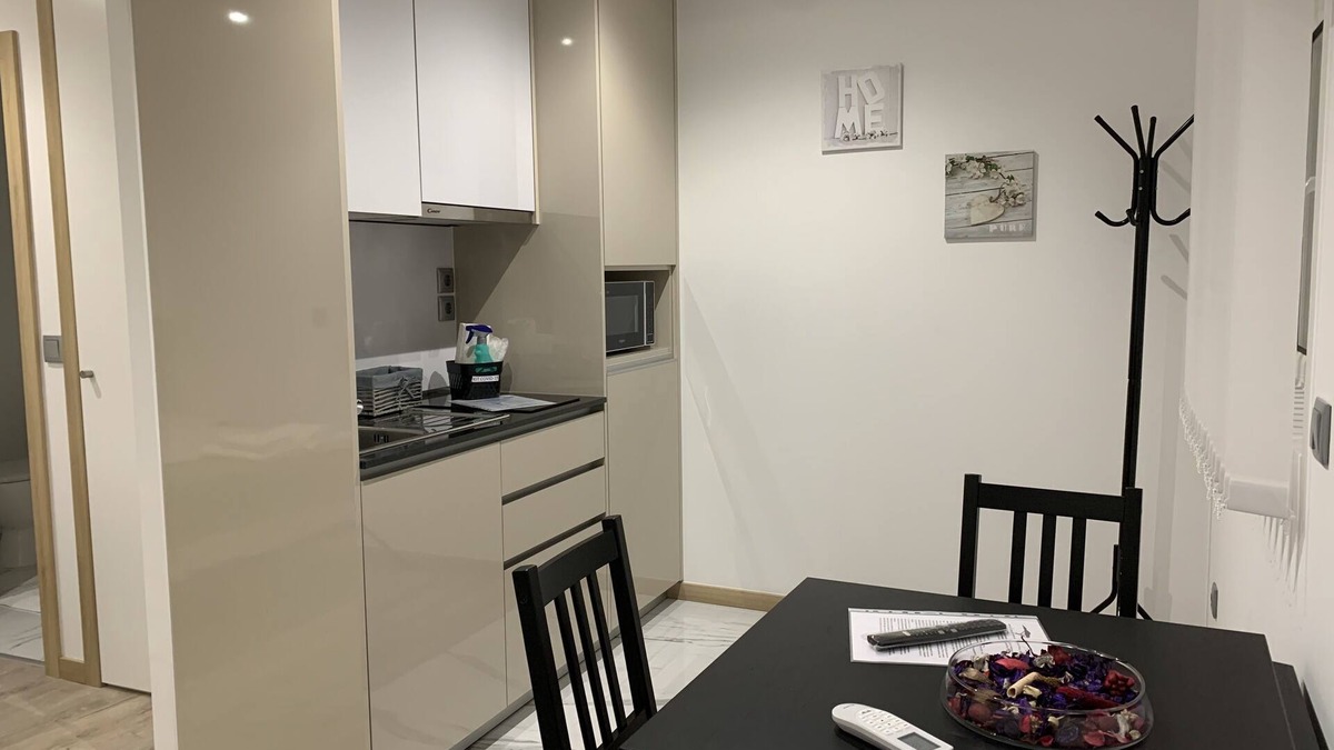 Le Pin House | STUDIO 10 - Quiet ground floor, sleeps 1 to 2