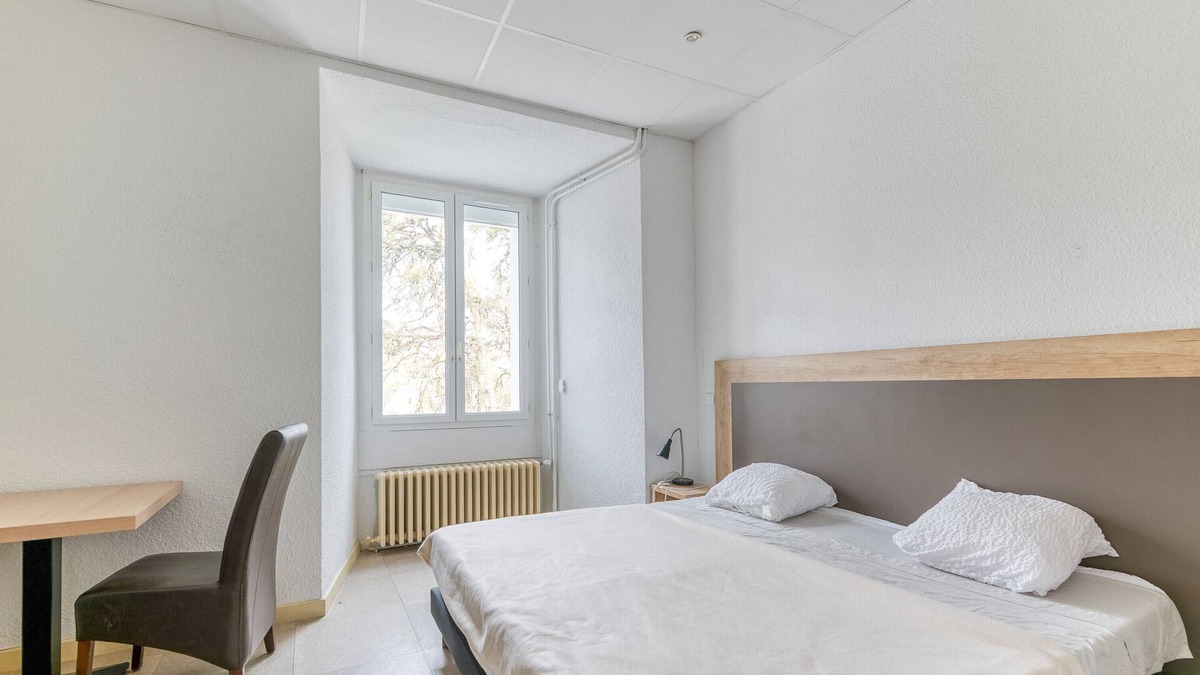 Arvillard Apartment | Studio '108' with shared pool, shared terrace and Wi-Fi