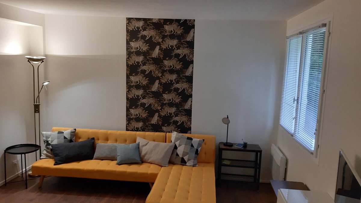 Noisy-sur-Ecole Apartment | Studio 2/3 persons in the heart of the 3 Pignons forest