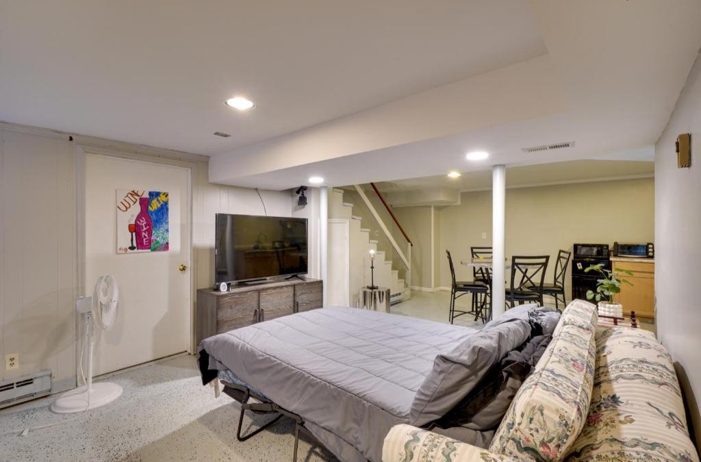 South Boston Apartment | Studio 2 Mi to South Boston Speedway
