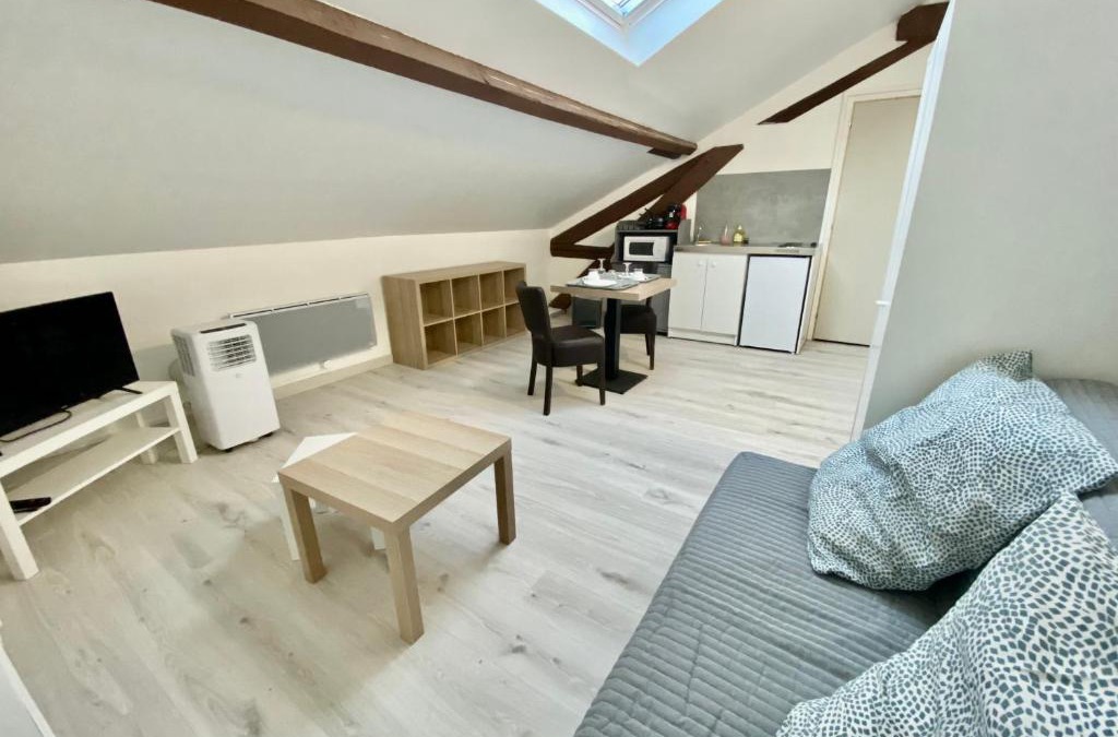 Conflans-en-Jarnisy Apartment | Studio 201 Immeuble Persévérance