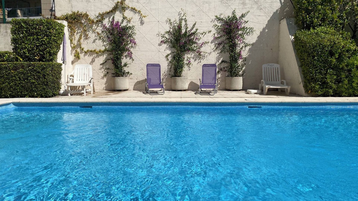 Juan-les-Pins Apartment | Studio 26 m2 with pool & private parking