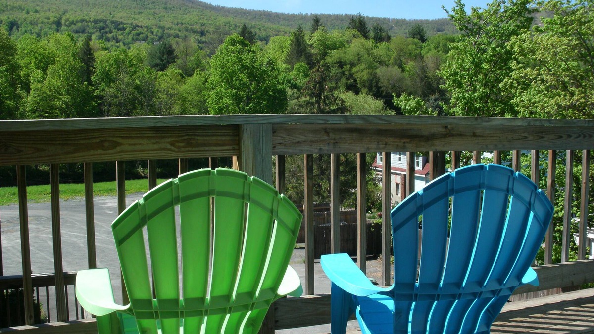 Windham Apartment | Studio 3 BEDS-SLP 3. Downtown Windham. Next to the Ski Resort. Close to Hunter