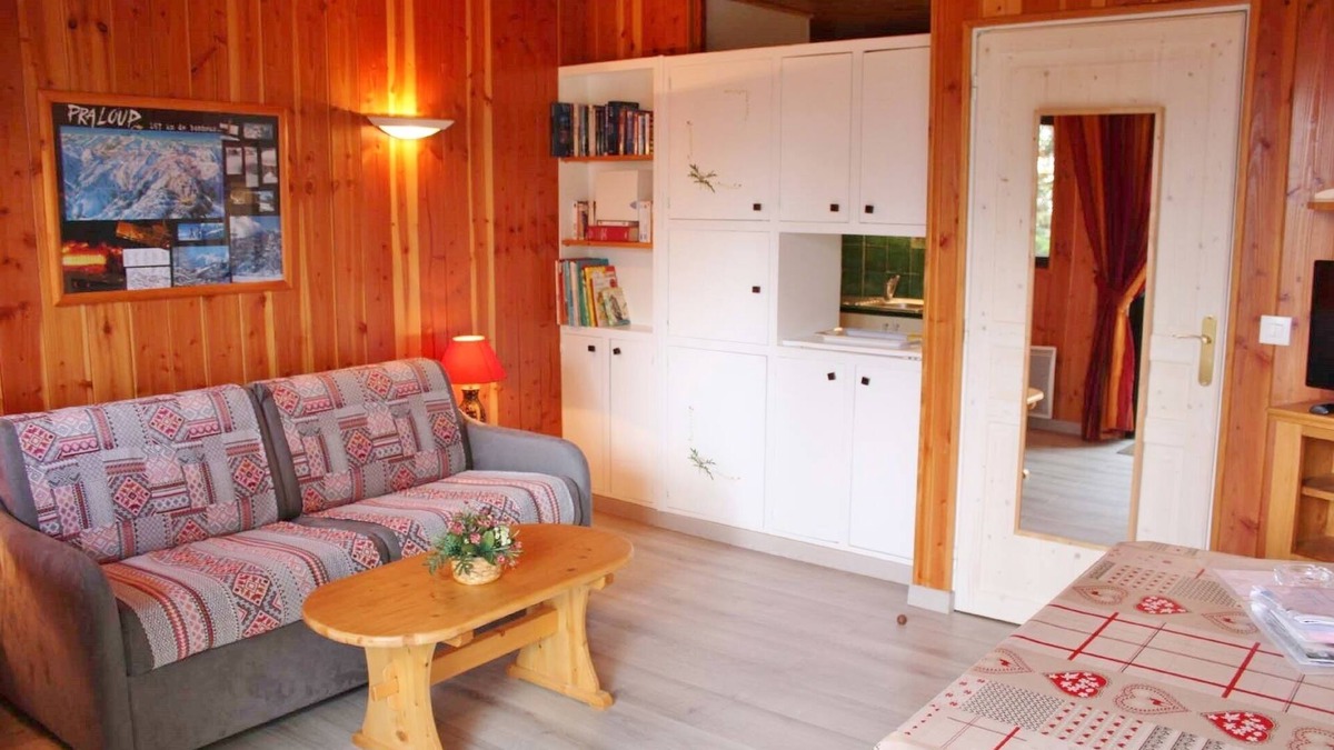 Pra Loup Apartment | Studio * 30 m² PRA-LOUP 1600 m at the foot of the slopes. Southern Alps