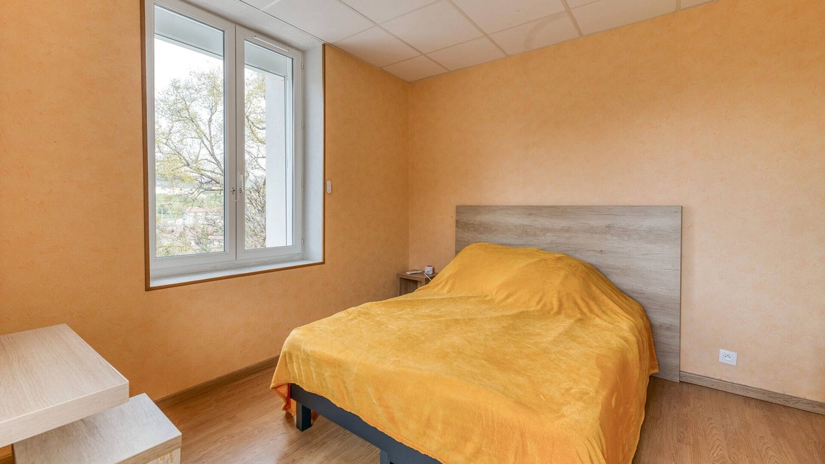 Arvillard Apartment | Studio '303' with shared pool, shared terrace and Wi-Fi