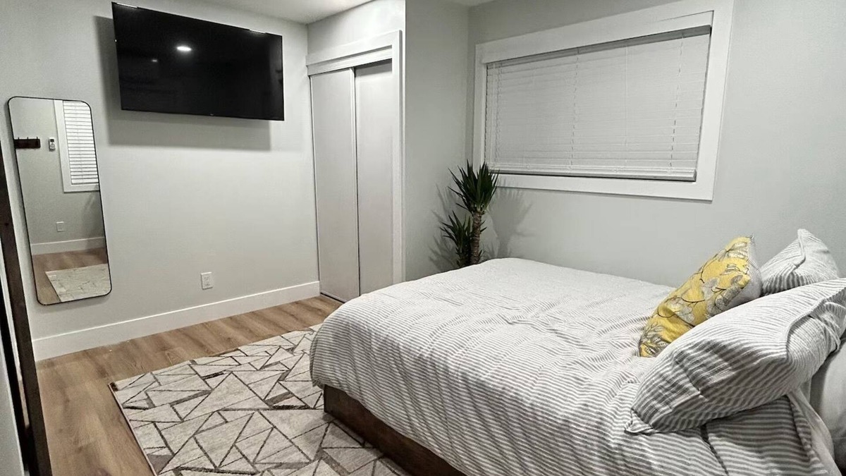 City Heights Apartment | Studio 37- Modern Detached Studio in Central San Diego w/free on-site parking!