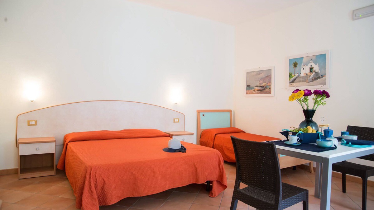 Succhivo Apartment | Studio 4 beds with heated swimming pool, turkish bath, BBQ and parking