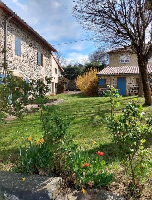 Lantriac Apartment | Studio 45m2, à la campagne, à 15 mns du Puy en Velay