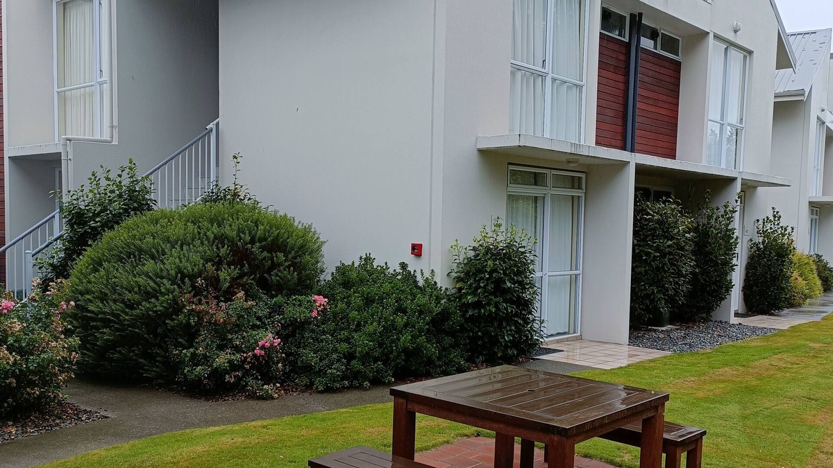Methven Apartment | Studio 48 Methven, Cosy, compact Studio Apartment, enjoy Resort Facilities.