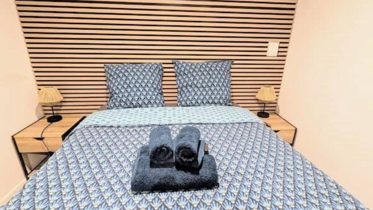 Gond-Pontouvre Apartment | Studio 5: Your urban oasis.