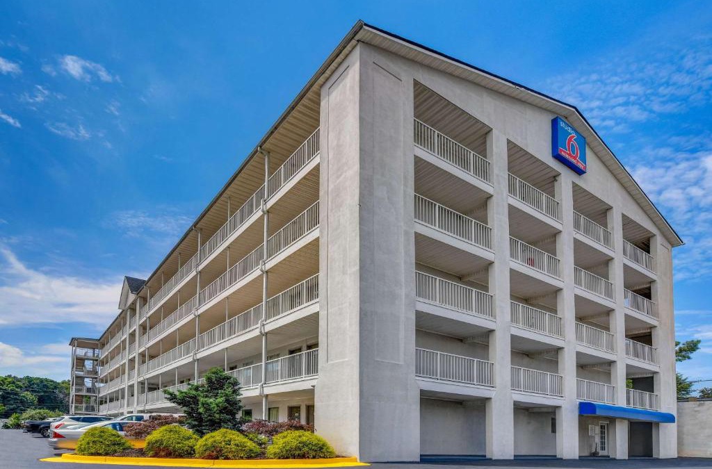 Chamblee Hotel | Studio 6-Atlanta, GA - Chamblee