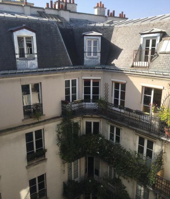 Quartier de la Place-Vendome Apartment | Studio 6