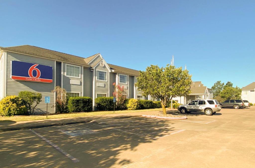 McAlester Hotel | Studio 6 McAlester OK South