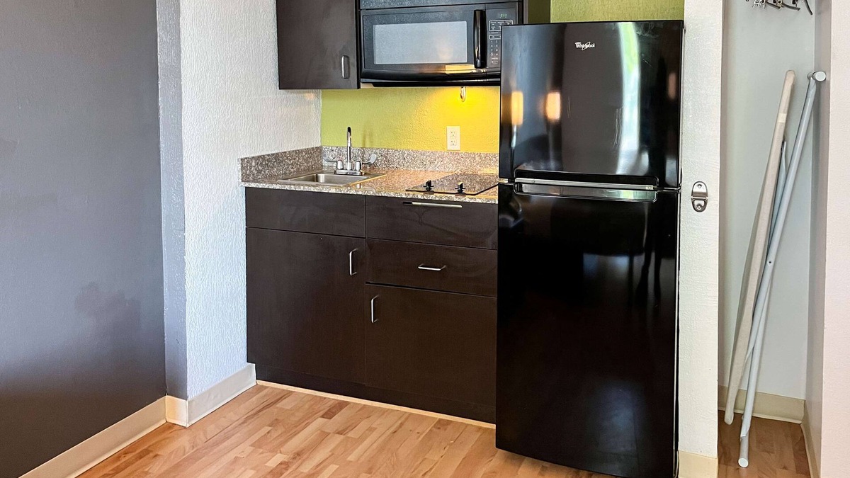 Clarion Hotel | Studio 6 Suites Clarion, PA