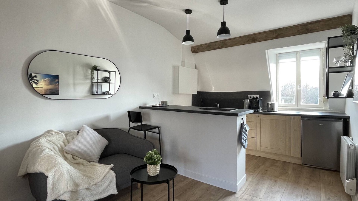 Douai Apartment | Studio Anchin - Spacious and modern