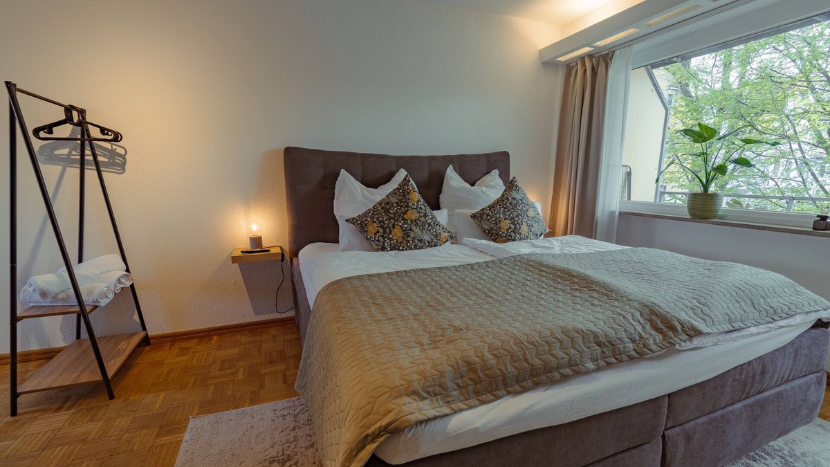 Oberesslingen Apartment | Studio Apartment mit Parkplatz
