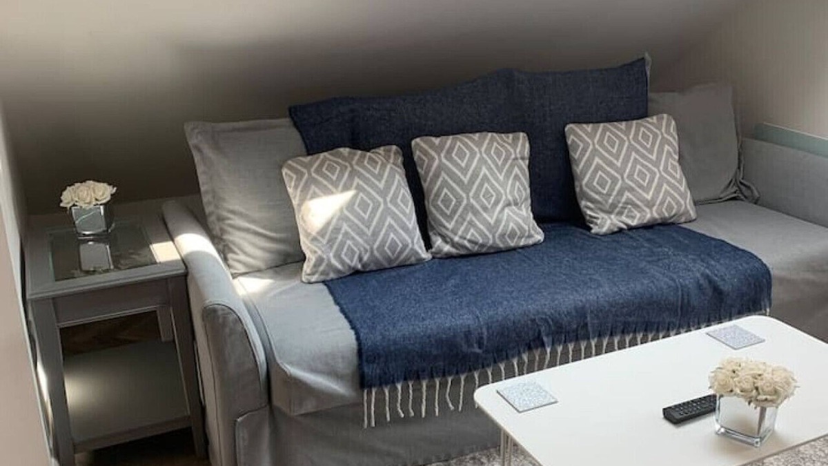 Leigh-on-Sea Apartment | Studio Apartment Leigh-on-Sea