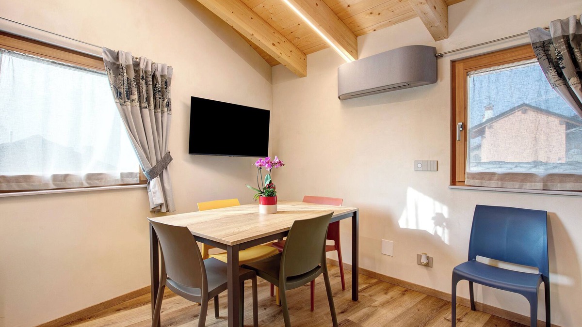 Saint-Christophe Apartment | Studio Apartment "La Chapelle - Sorreley"