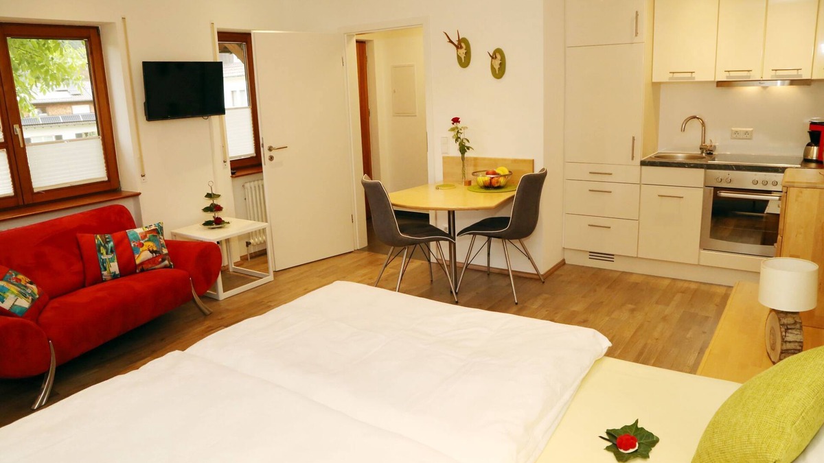 Oberharmersbach Apartment | Studio Apartment "Schwarzwaldstüble" with Shared Terrace, Shared Garden & Wi-Fi