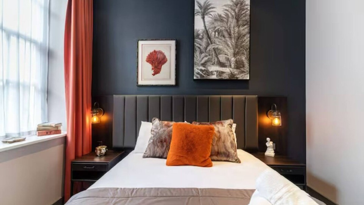 RopeWalks Apartment | Studio Apartment 205 (Sleeps 4) - minutes from L1 and all major attractions