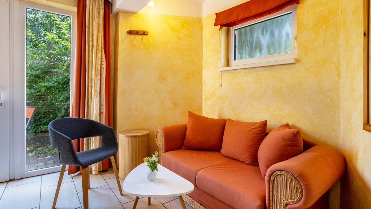 Blankenburg Apartment | Studio Apartment 'Apartment Sonnengärtchen' with Private Garden and Wi-Fi