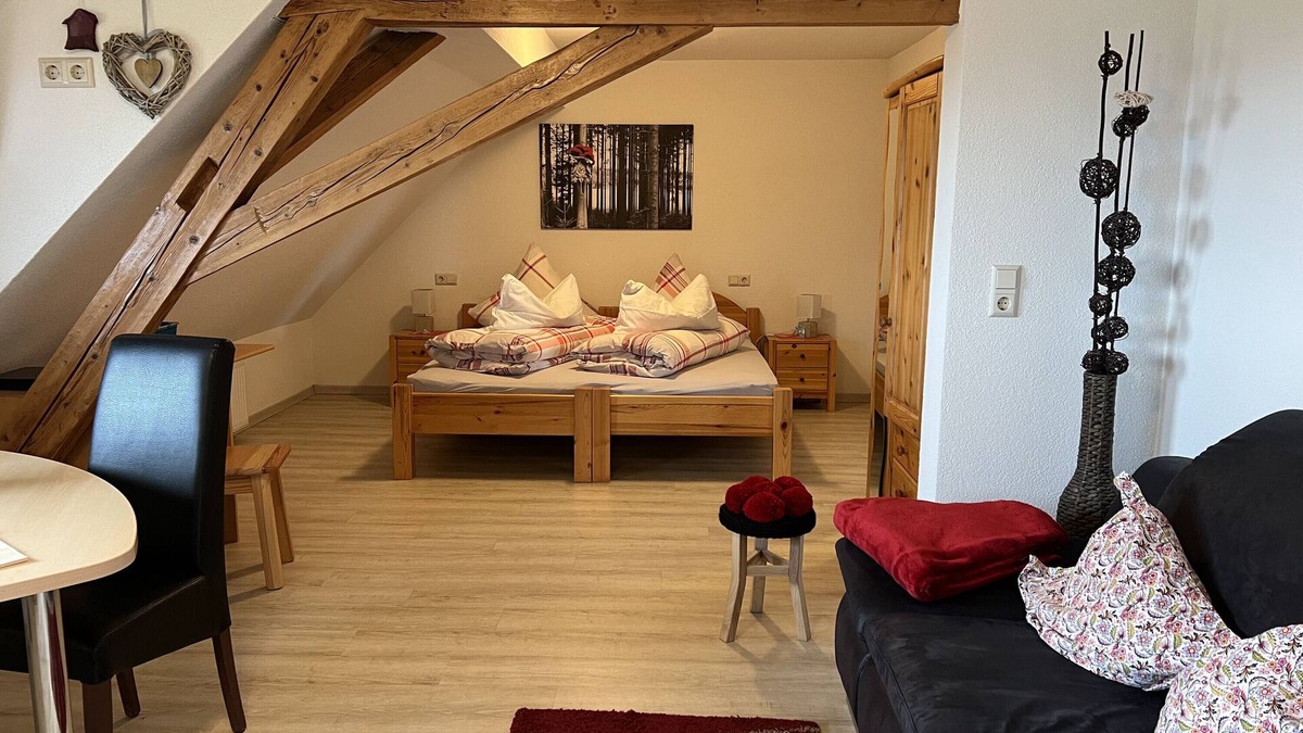 Goerwihl Apartment | Studio Apartment 'Apartment Schweizblick, 35 Qm' with Shared Garden and Wi-Fi