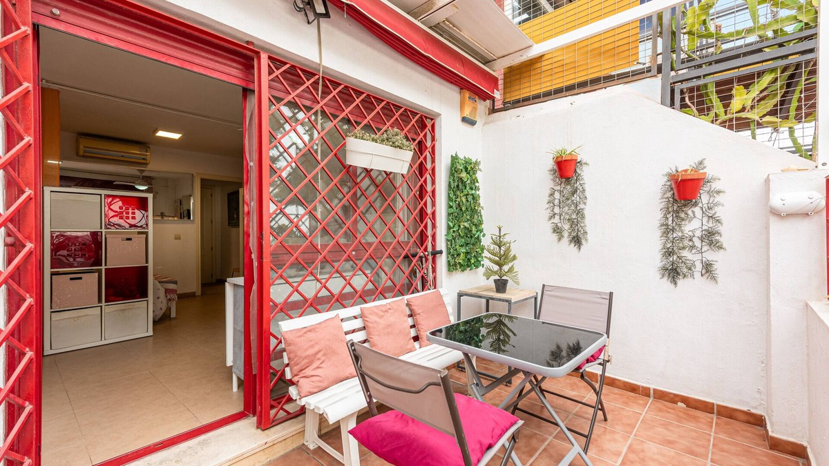 Playas del Palo Apartment | Studio Apartment 'Casita Playa' with Sea View, Wi-Fi and Air Conditioning
