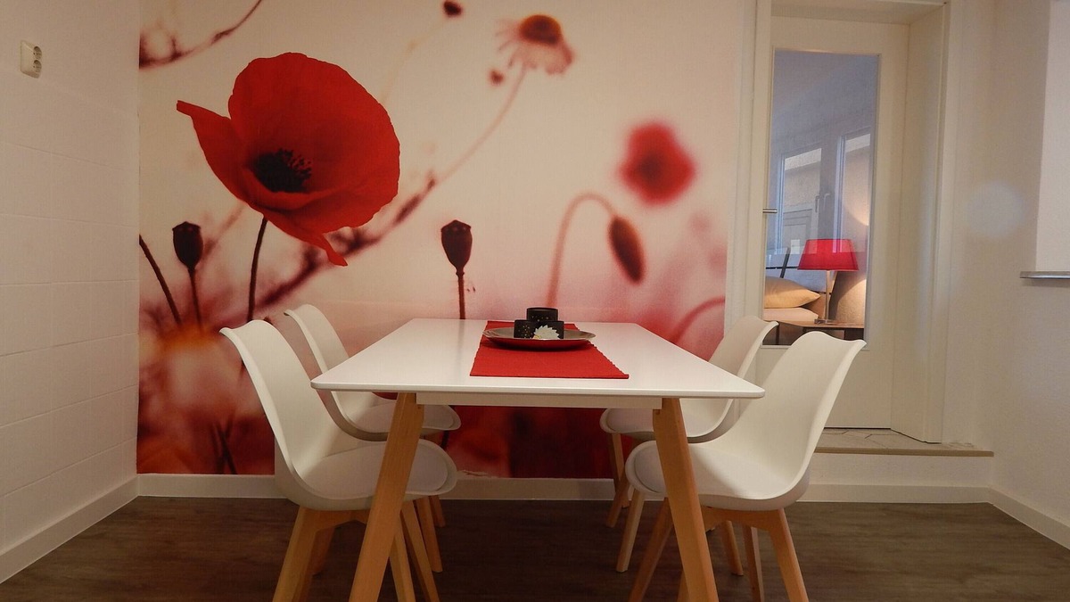Neuendorf Apartment | Studio Apartment 'Ferienhaus Rheinblick Wohnung 1' with Shared Terrace and Wi-Fi