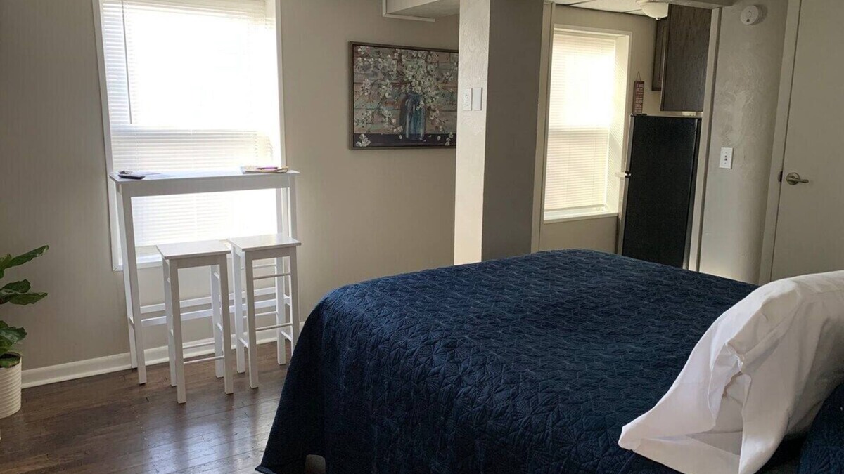 Coshocton Apartment | Studio Apartment on Main Street in Coshocton (25)