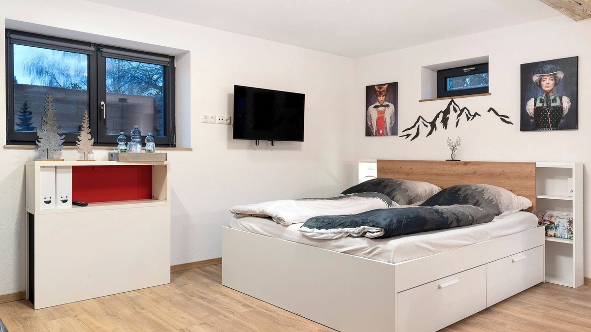 Illenau Apartment | Studio Apartment 'Schwarzwald Chalet Achern' with Wi-Fi