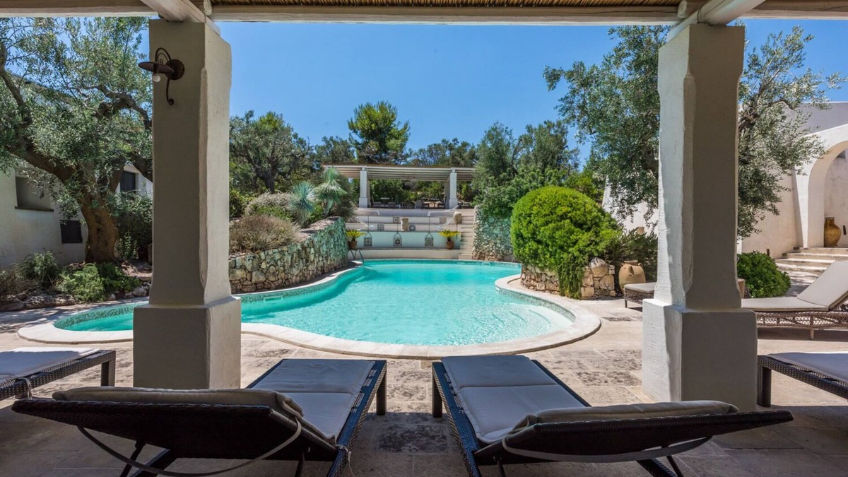 Racale House | Studio Apartment “Tia Maria Country Inn - Monolocale 105” with Pool, Terrace & Garden