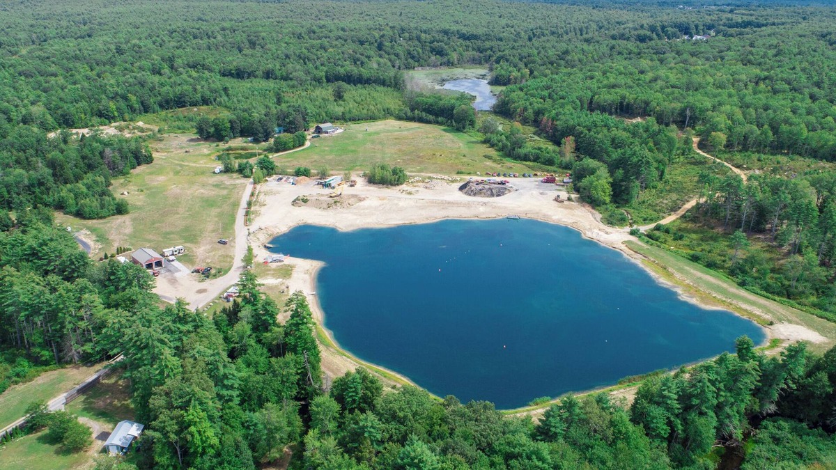 Rockingham County Apartment | Studio Apt Pawtuckaway River w/ Man made pond 20 mins to Seacoast Pets Welcome