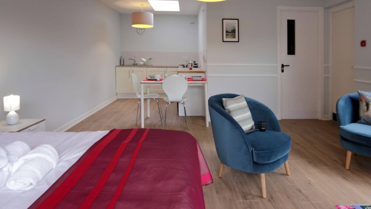 Dungannon Apartment | Studio Apt w/kitchen, dining area and parking