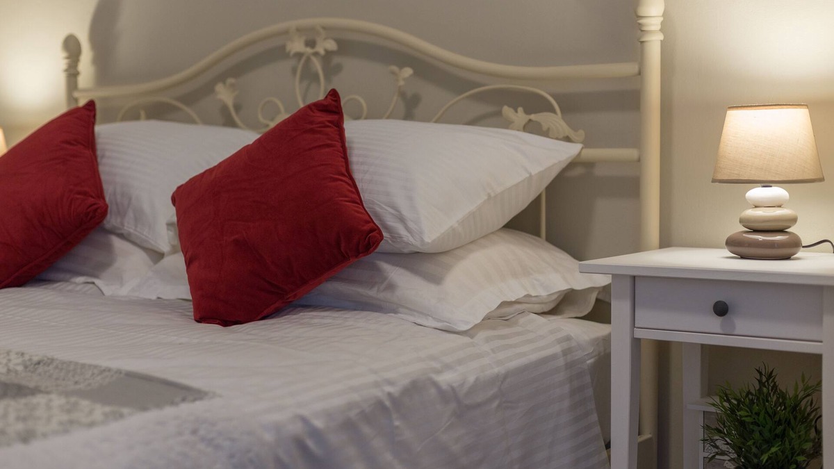 Old Town Boat Rental | Studio Archie in the Old town