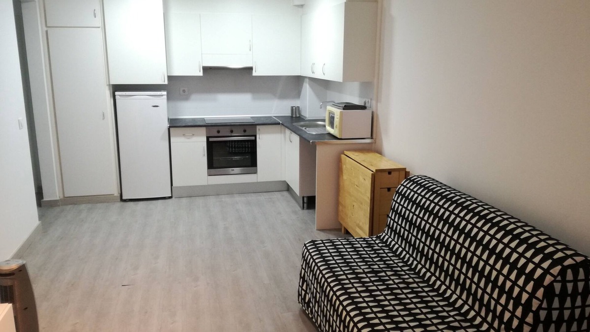 Roses Town Center Apartment | Studio at the Heart of Roses