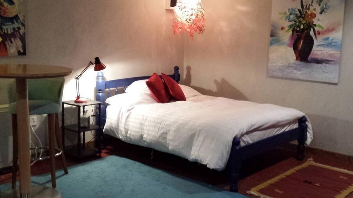 Moate Apartment | Studio at The Village Studio Apartments