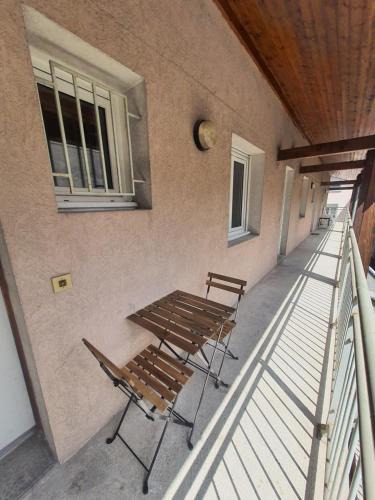 Secteur 4 Apartment | Studio au calme Espace extérieur Parking gratuit dans la rue